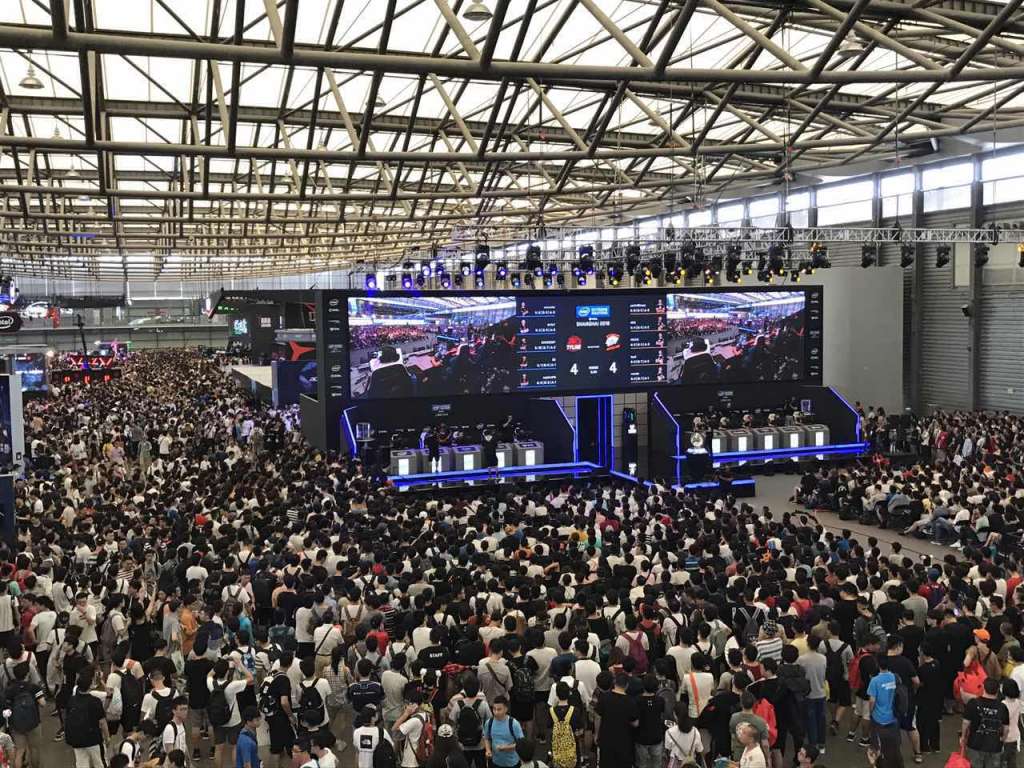 C:\Users\cj\Desktop\2019 ChinaJoy 招商函要点\2019 ChinaJoy 招商函要点\配图(候选)\BTOC照片\英特尔主题馆\2120062567.jpg