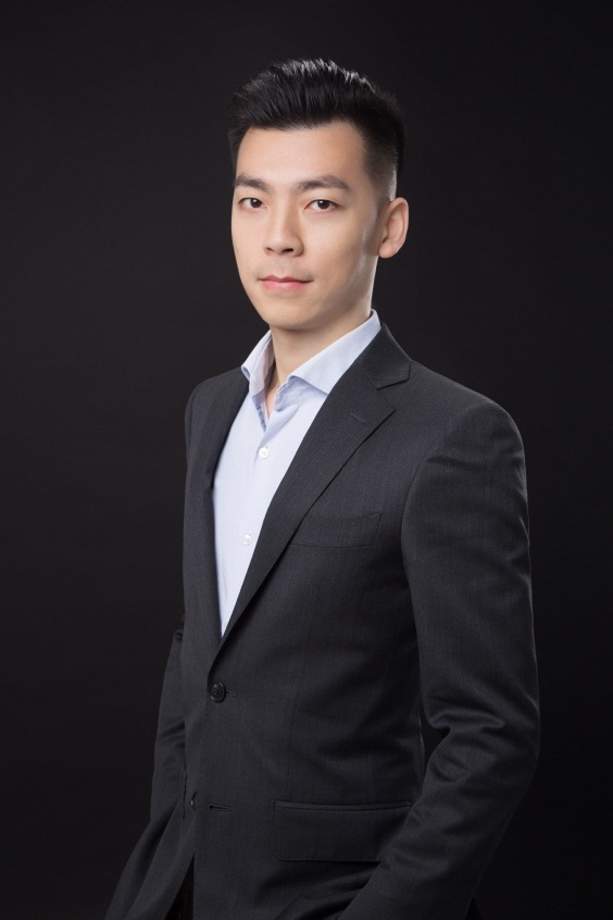 C:\Users\nn\Desktop\日常稿件\2018DEAS嘉宾资料\3 科技驱动下的娱乐呈现\小霸王 - James吴\吴松-小霸王.jpg